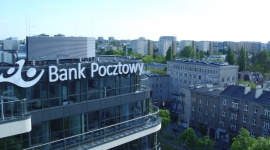 Bank Pocztowy przyjmuje wnioski o subwencje w ramach Tarczy Finansowej PFR BIZNES, Finanse - Bank Pocztowy zaczął przyjmować od swoich klientów - firm zatrudniających do 249 pracowników - wnioski o udzielenie wsparcia w ramach Tarczy Finansowej PFR. Program pomocowy skierowany jest polskich przedsiębiorstw, które ucierpiały w wyniku pandemii.