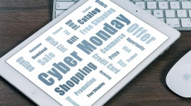 Nierzetelne działania e-sklepów nie tylko w Cyber Monday BIZNES, Finanse - Przed Black Friday, Cyber Monday czy Dniem Darmowej Dostawy e-sklepy kuszą internautów promocjami. Jednak wyniki badania Rzetelnej Firmy pokazują, że aż 70 proc. konsumentów podchodzi do nich sceptycznie.
